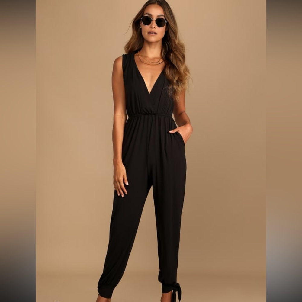 Casual Black Sleeveless Jogger Jumpsuit